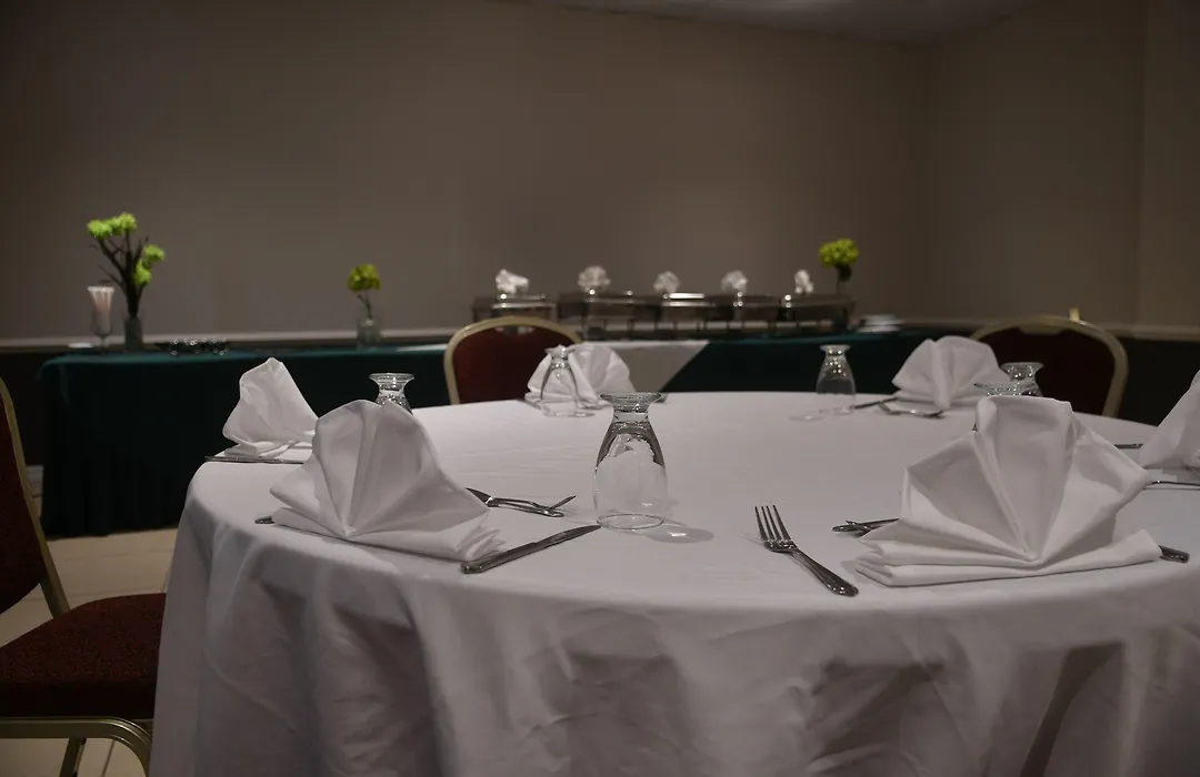 Cascadia Hotel-1